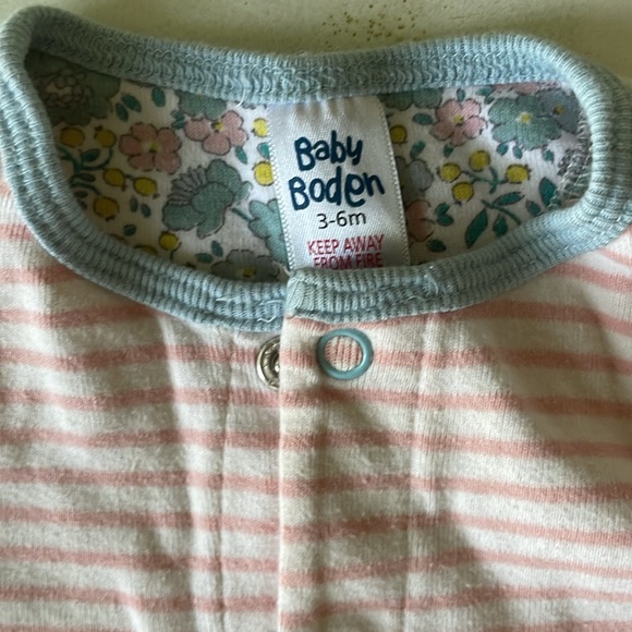 Baby boden sleeper 3-6m - Picture 2 of 4